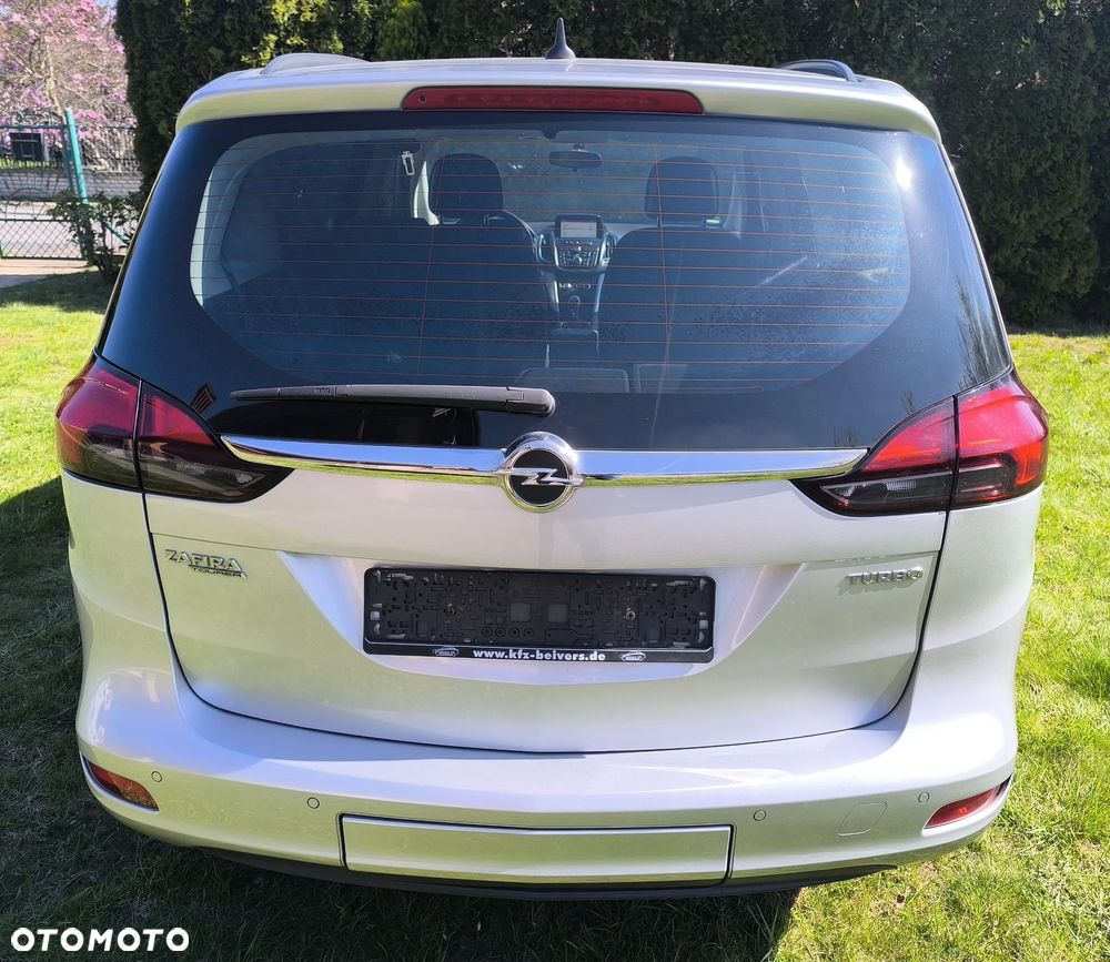 Opel Zafira - 8