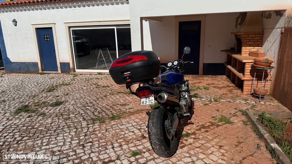 Honda Hornet - 4