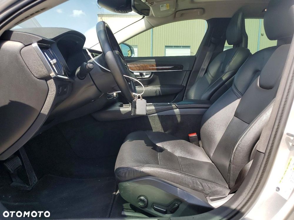 Volvo S90 T5 Geartronic Momentum - 8