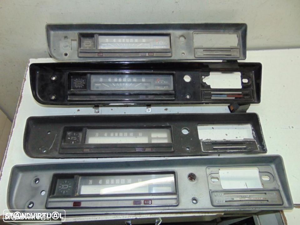 Datsun 1200 frente do tablier - 1