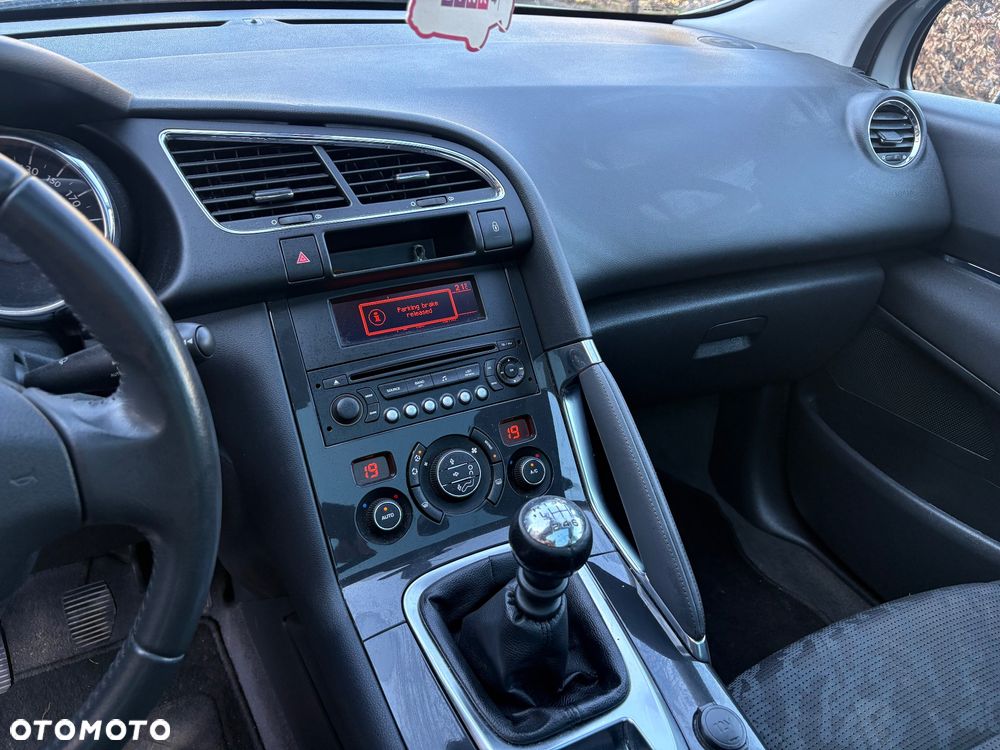 Peugeot 3008 1.6 Premium - 19