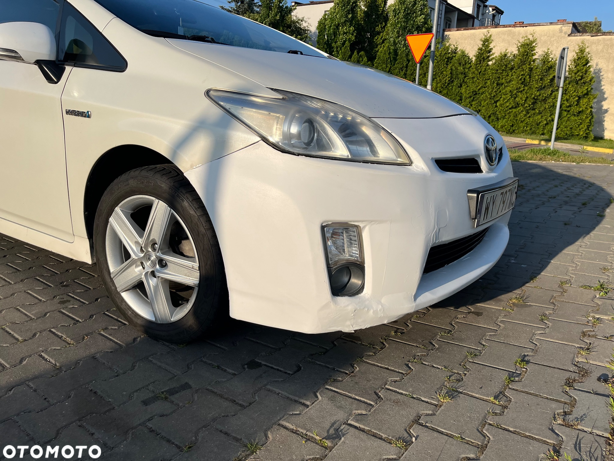 Toyota Prius (Hybrid) Comfort - 16