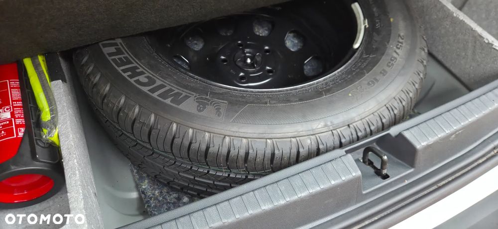 Dacia Duster 1.6 SCe Prestige - 9