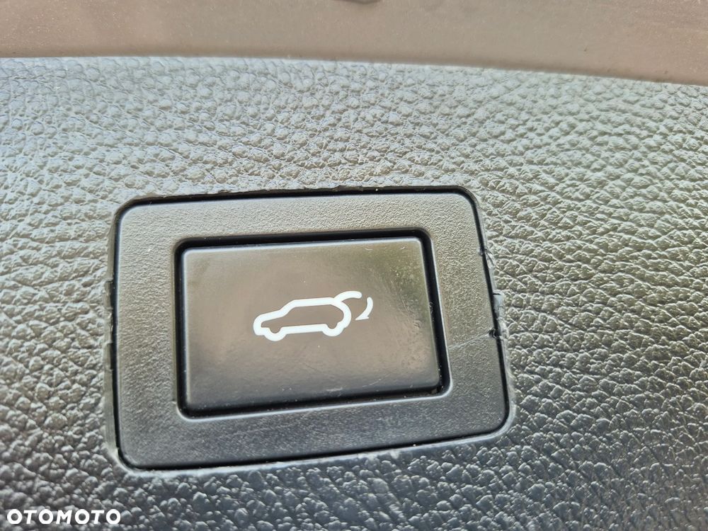 Hyundai i40 Kombi 1.7 CRDi DCT Premium - 15