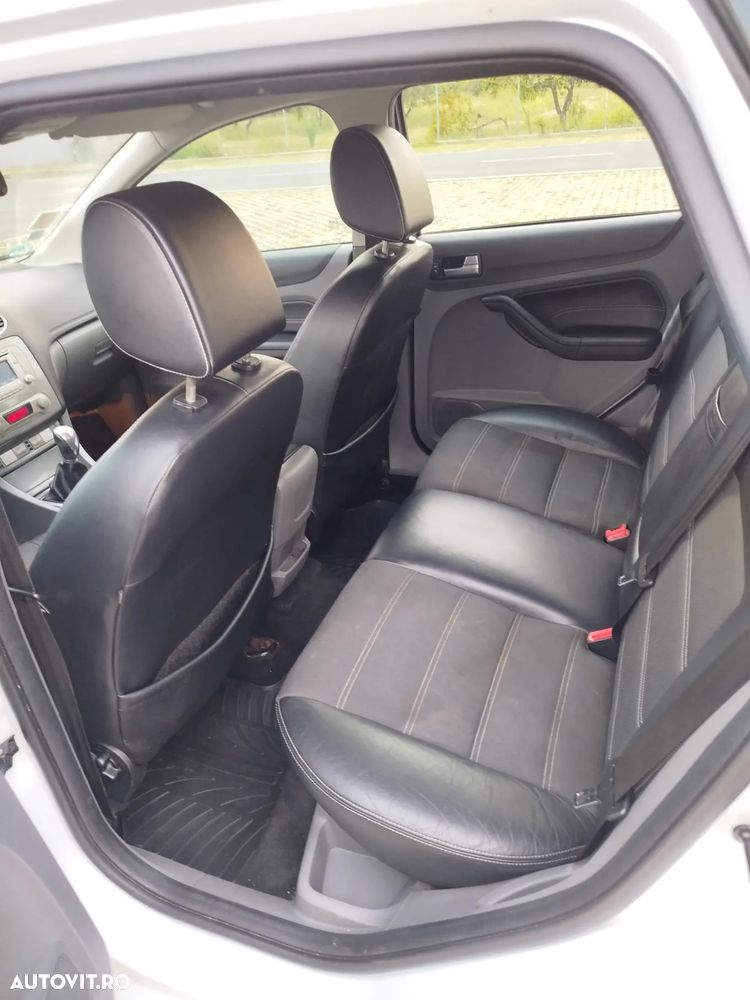 Ford Focus - 6