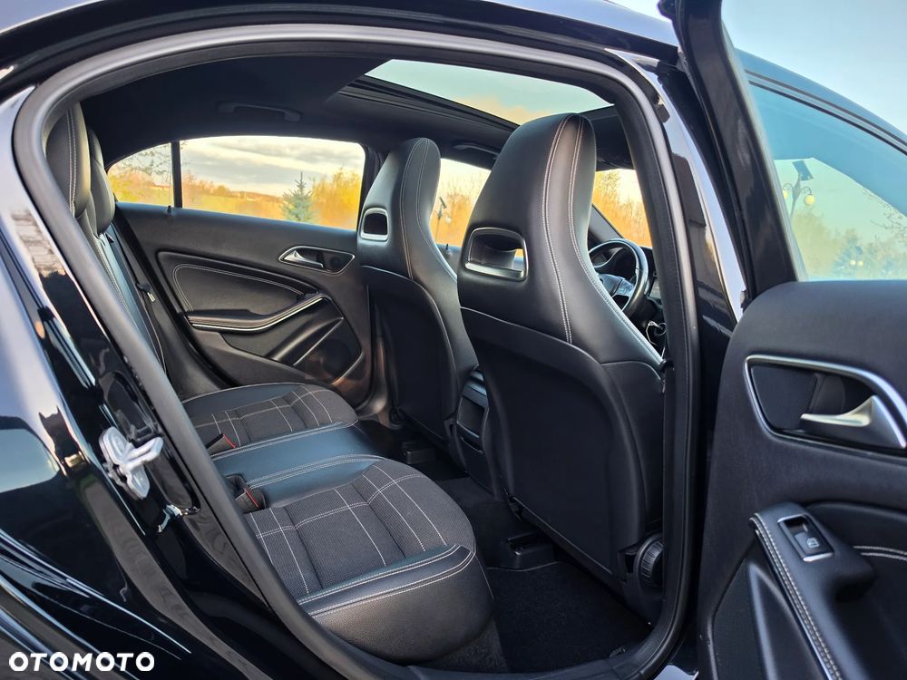 Mercedes-Benz Klasa A 200 CDI (BlueEFFICIENCY) Style - 32