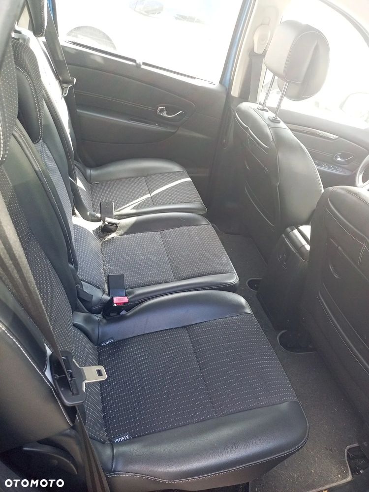 Renault Scenic 1.5dCi TomTom Edition EDC - 11