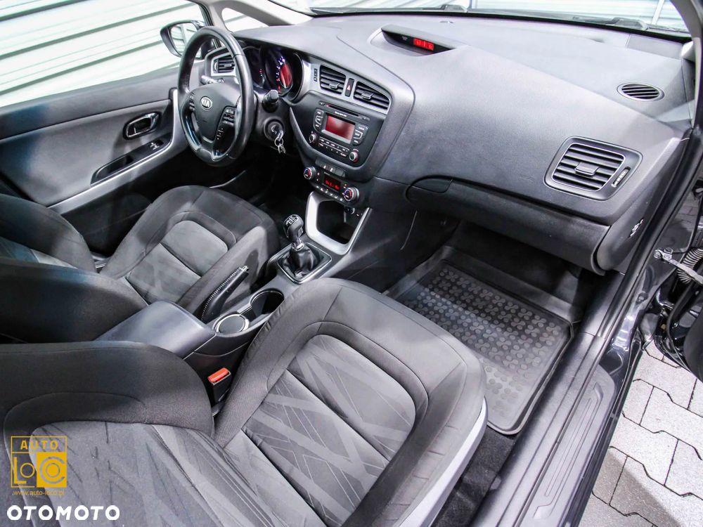 Kia Ceed Cee'd 1.6 GDI M - 9