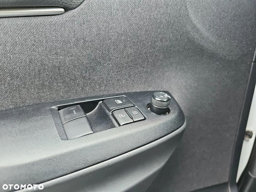 Toyota Yaris 1.5 Comfort - 15