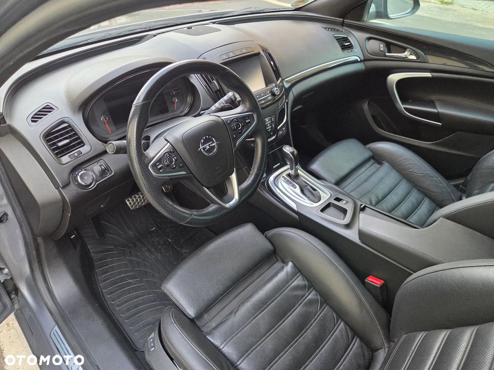Opel Insignia - 16