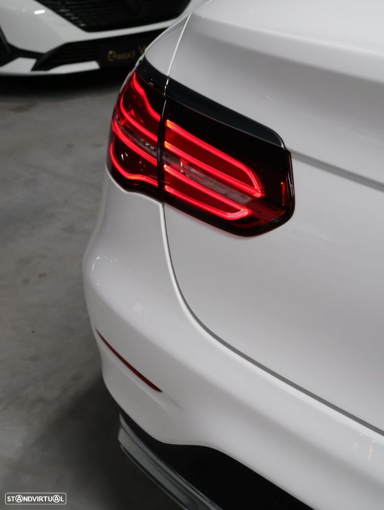 Mercedes-Benz GLC 220 d 4Matic 9G-TRONIC Exclusive - 16