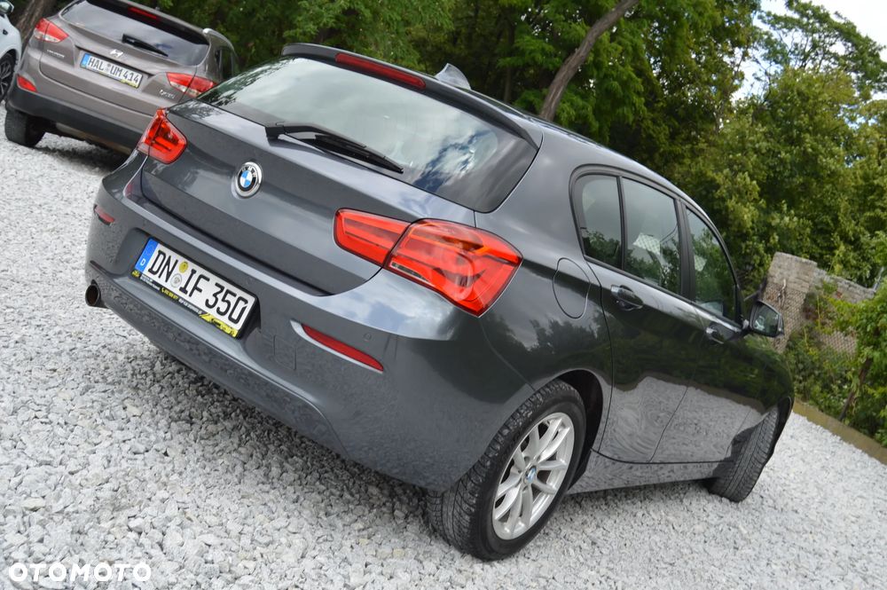 BMW Seria 1 118i Sport Line - 23