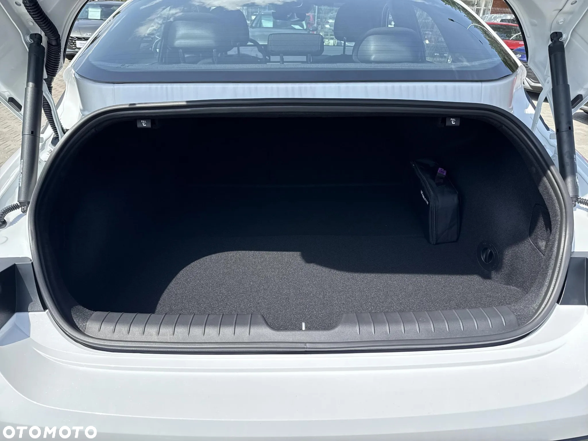 Hyundai IONIQ 6 53kWh Dynamiq - 17