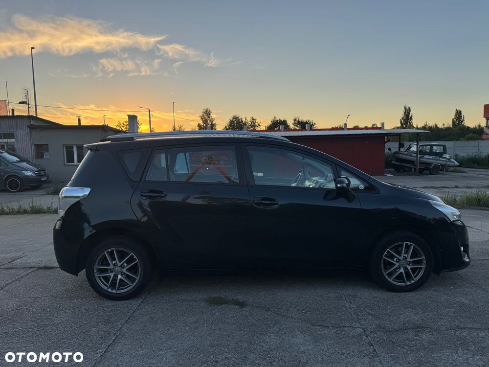 Toyota Verso 1.8 Prestige - 6