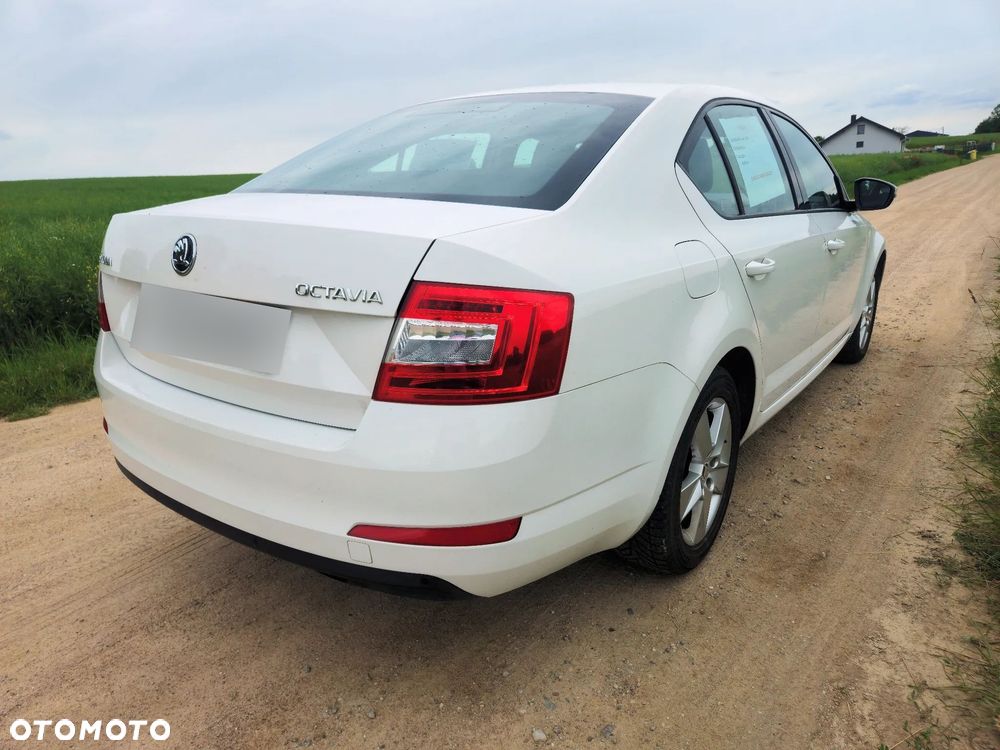 Skoda Octavia 2.0 TDI Style - 6