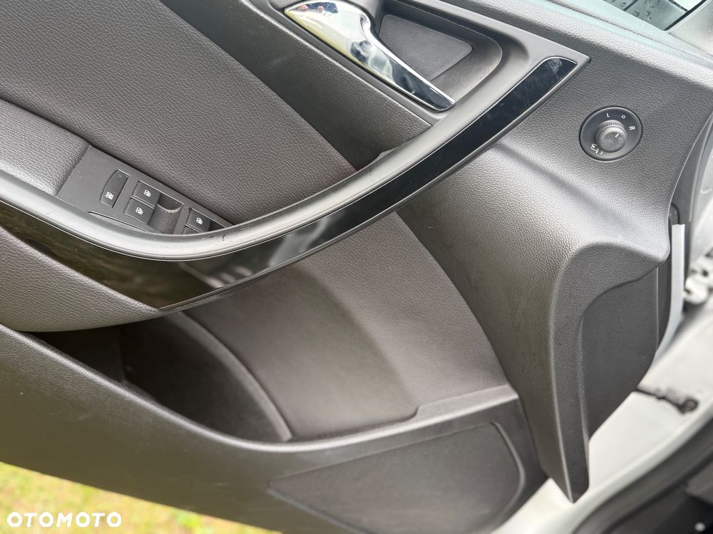 Opel Astra 1.4 Turbo Active - 10