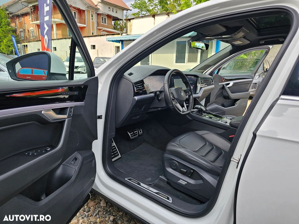Volkswagen Touareg 3.0 V6 TDI SCR 4Motion Automatik R-Line - 20