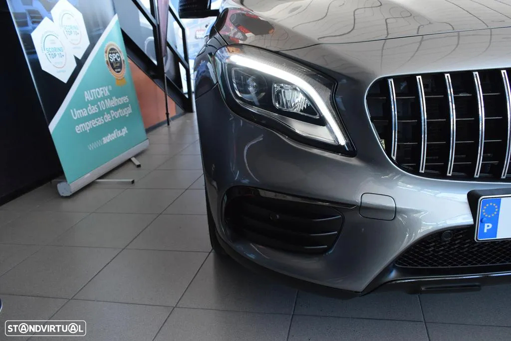 Mercedes-Benz GLA 220 d AMG Line - 52