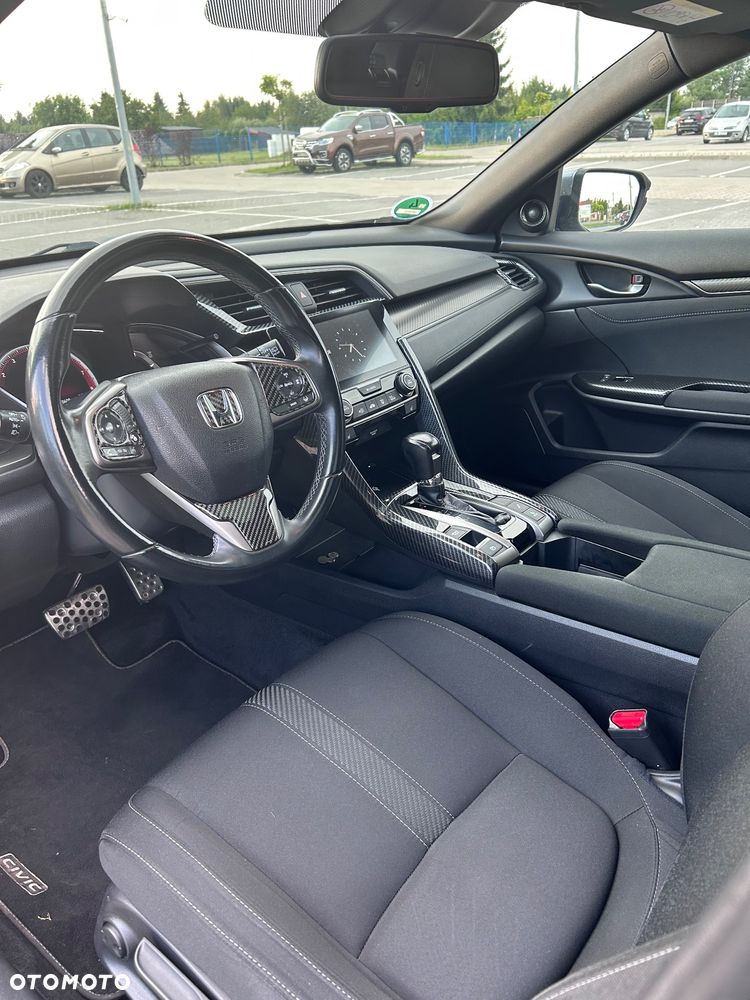 Honda Civic 1.5 i-VTEC Turbo CVT Sport Plus - 11