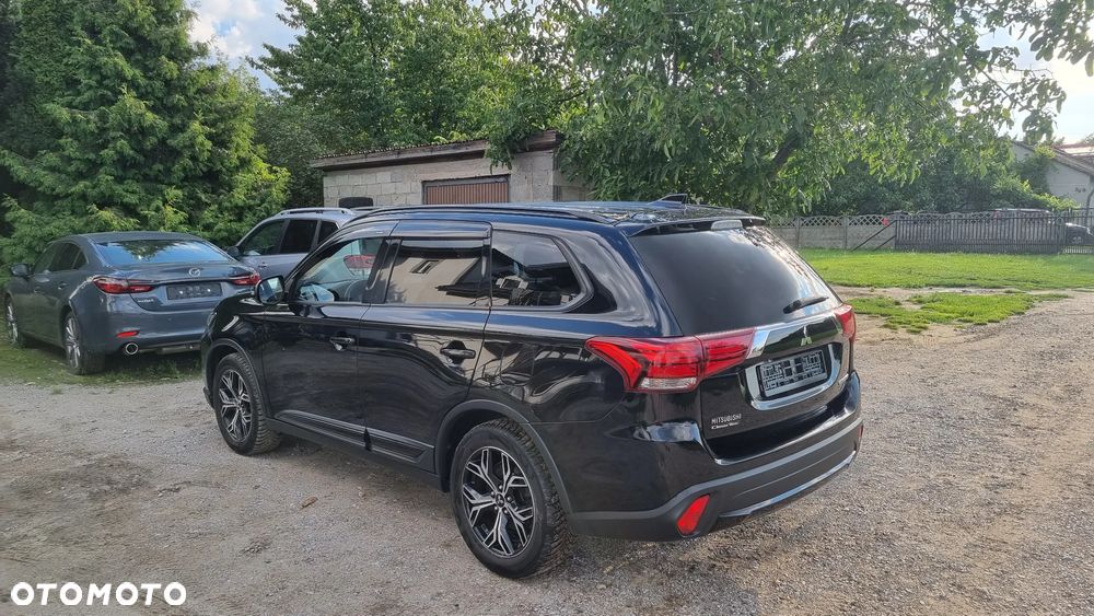 Mitsubishi Outlander 2.0 2WD CVT Edition 100 - 4