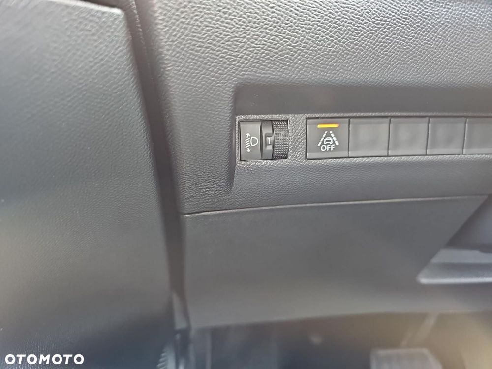 Peugeot 2008 - 21