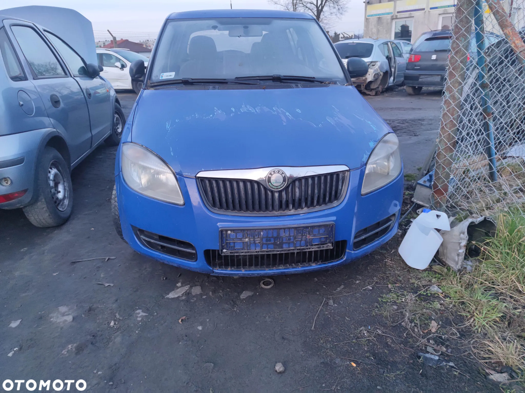 Skoda fabia II HB silnik 1.2 lakier 4590 na części - 2