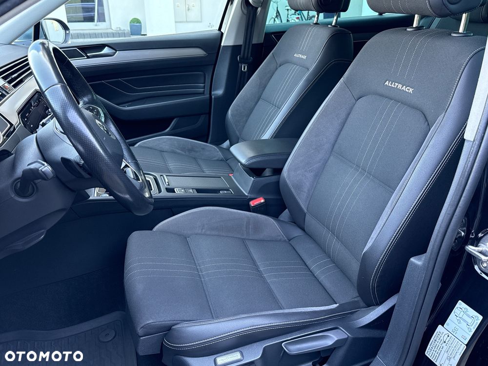Volkswagen Passat Alltrack - 16