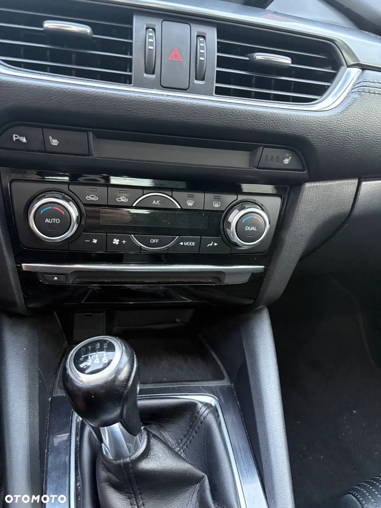 Mazda 6 - 12