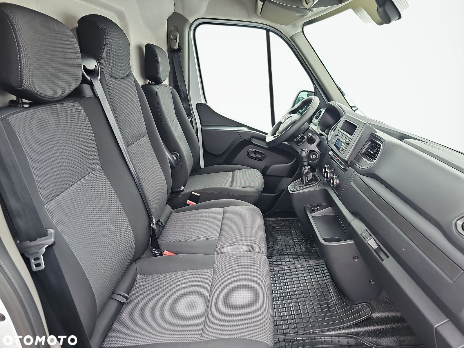 Renault Master - 13