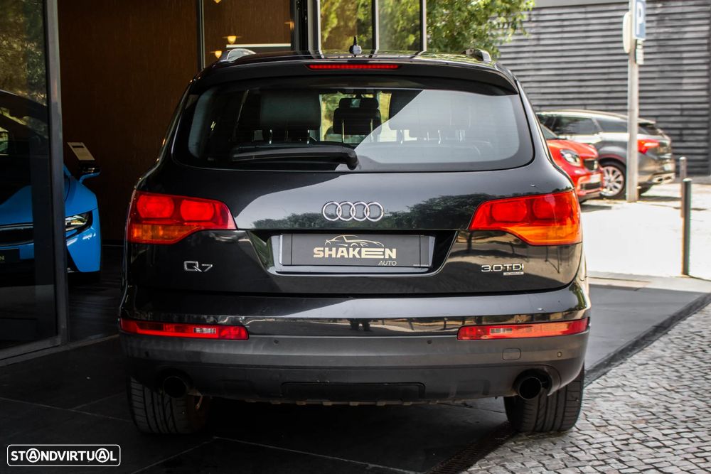 Audi Q7 3.0 TDI Tiptronic - 6
