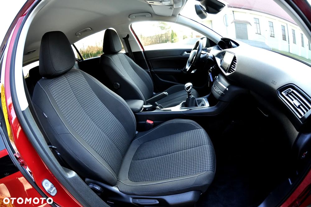 Peugeot 308 BlueHDi FAP 120 Stop & Start Allure - 23