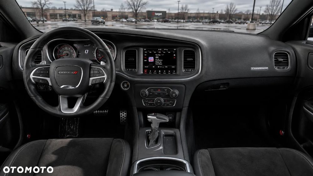 Dodge Charger 5.7 R/T - 12