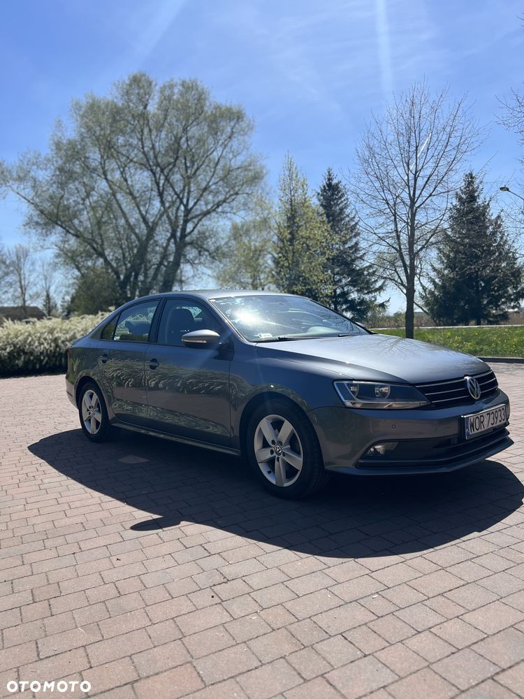 Volkswagen Jetta 2.0 TDI BlueMotion Technologie - 4