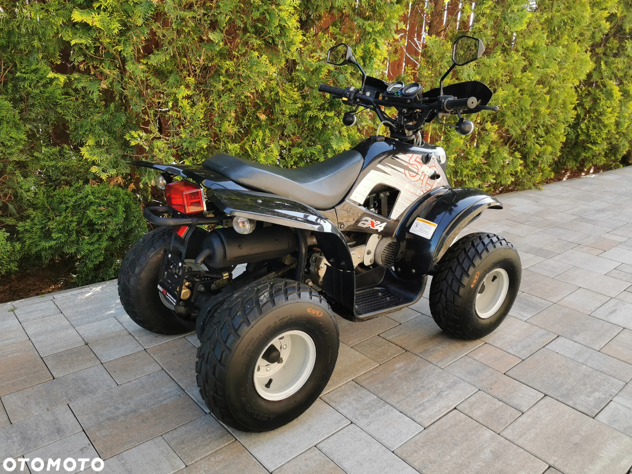 QJMOTOR Inny - 3