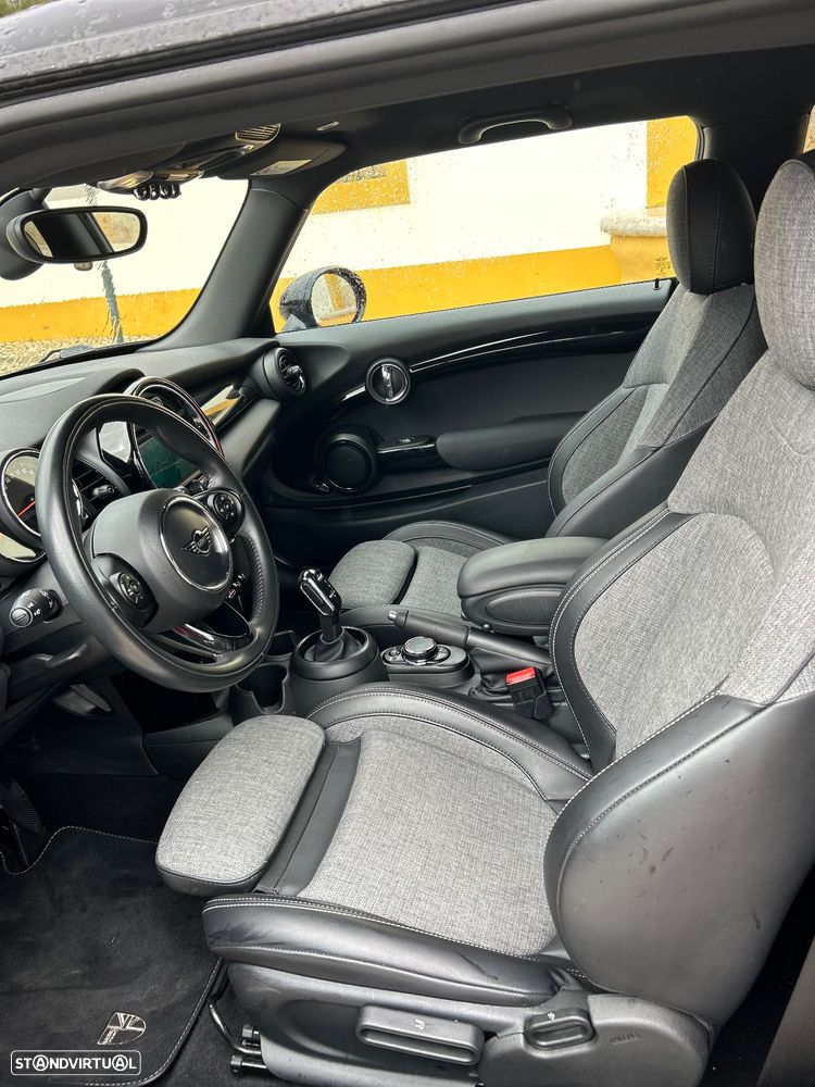 MINI 3 Portas Cooper D Aut. - 21