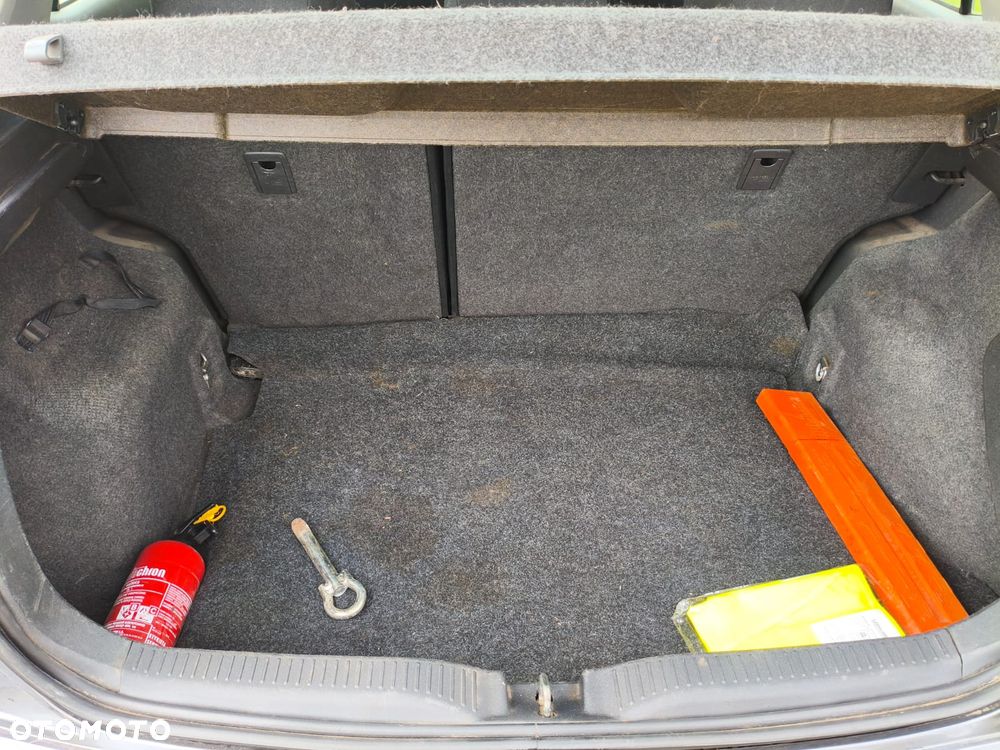 Toyota Auris 2.0 D-4D Premium - 10