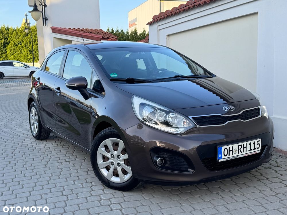 Kia Rio - 7