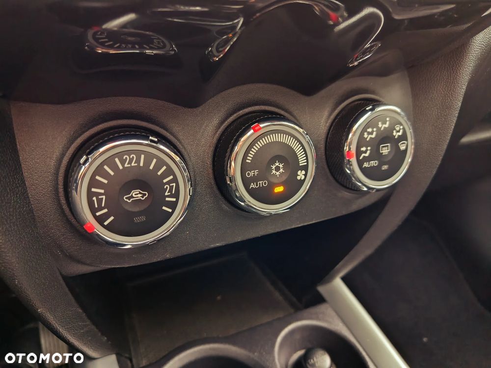 Citroën C4 Aircross HDi 150 Stop & Start 4WD Exclusive - 23