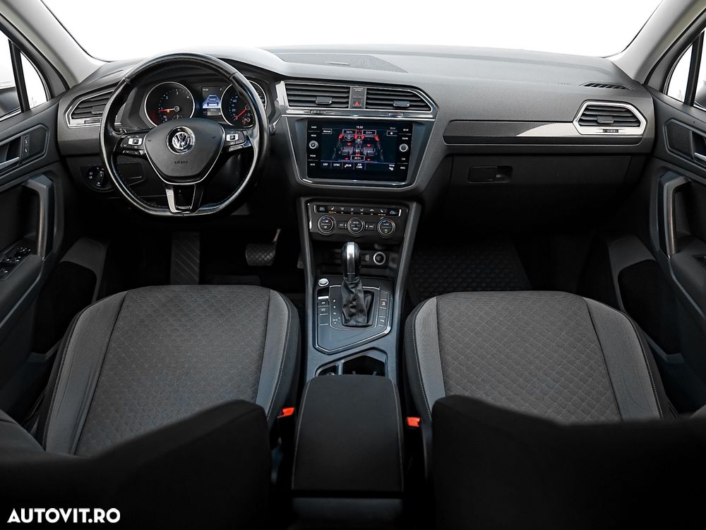 Volkswagen Tiguan 2.0 TDI SCR DSG Elegance - 5