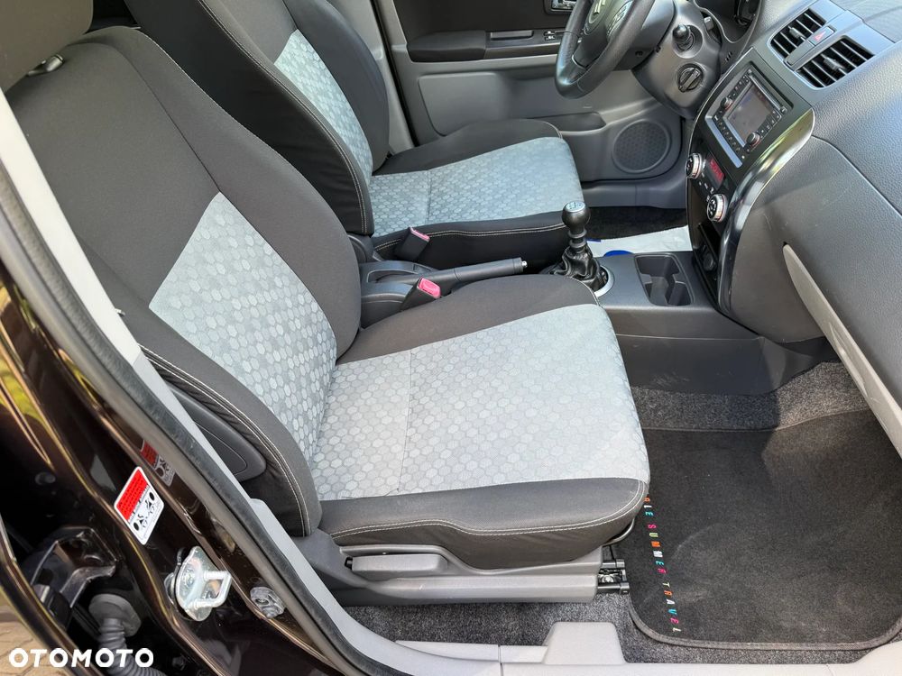 Suzuki SX4 - 19