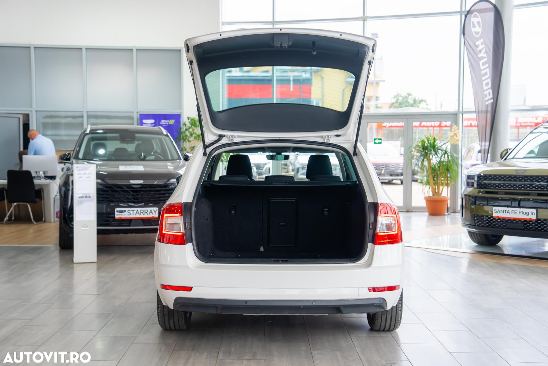 Skoda Octavia Combi 1.6 TDI DSG Clever - 22