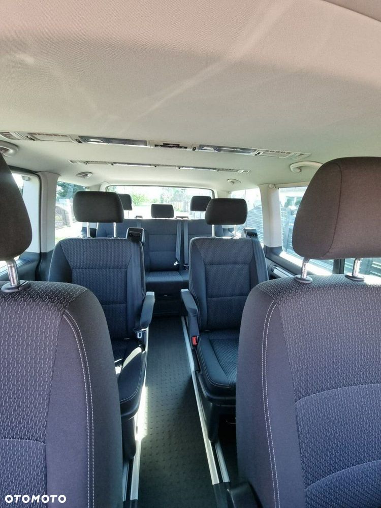 Volkswagen Multivan - 19