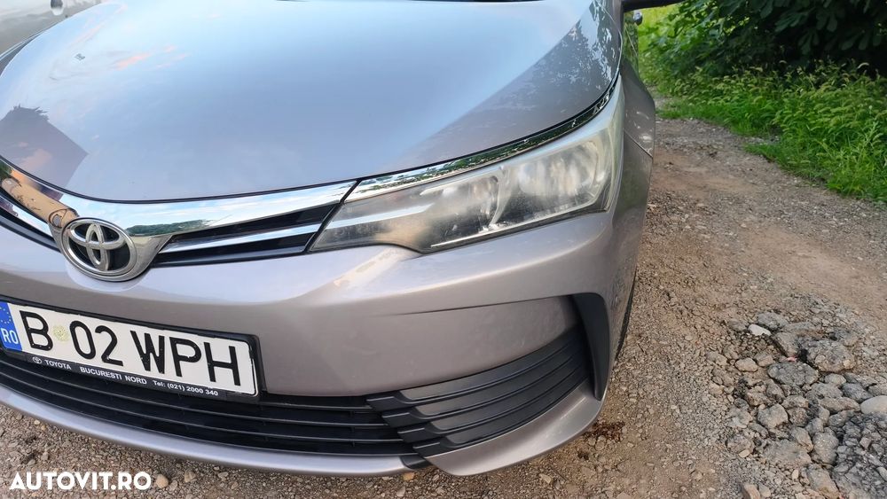 Toyota Corolla 1.6 Valvematic Terra - 18