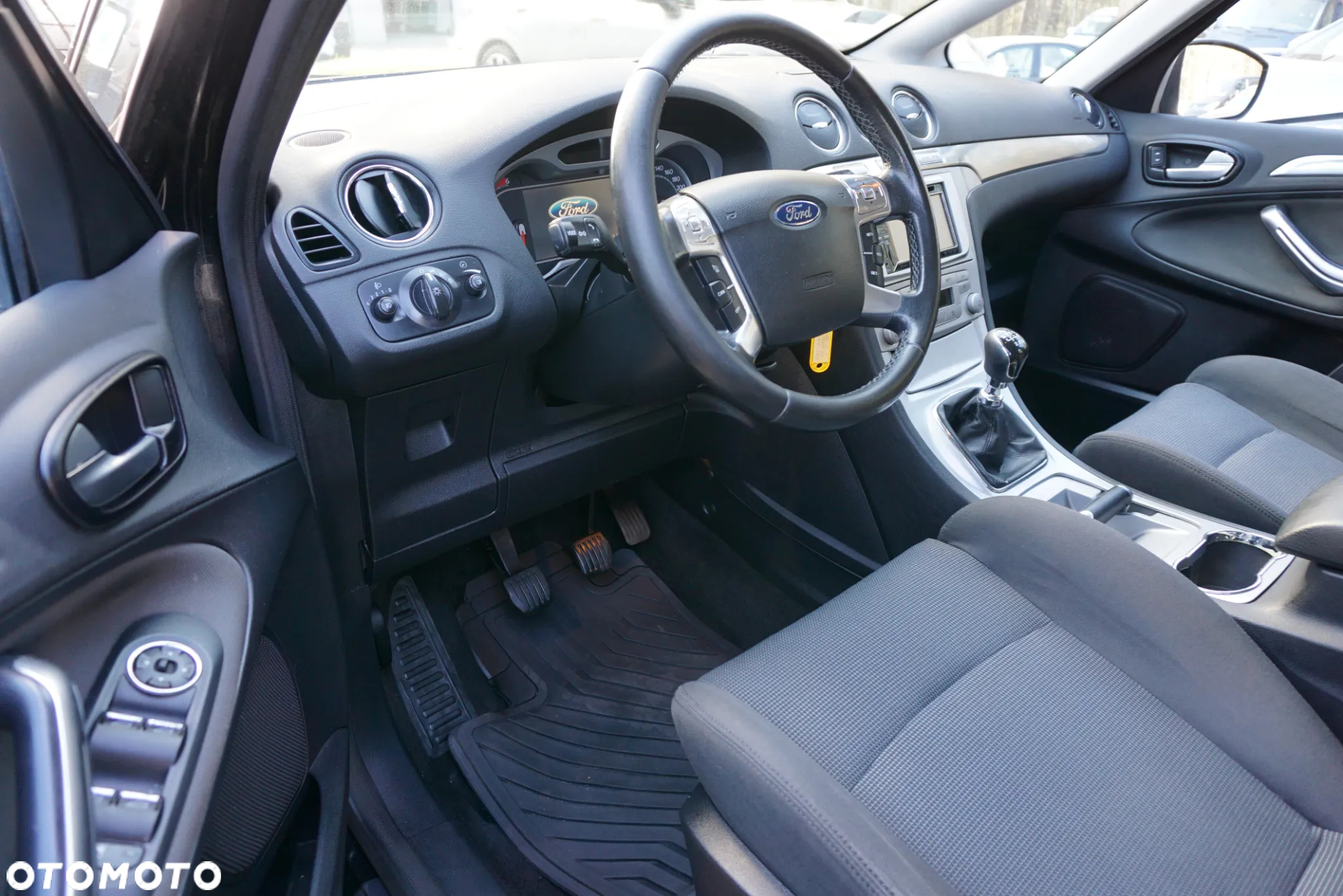 Ford S-Max 2.0 TDCi Ambiente - 8