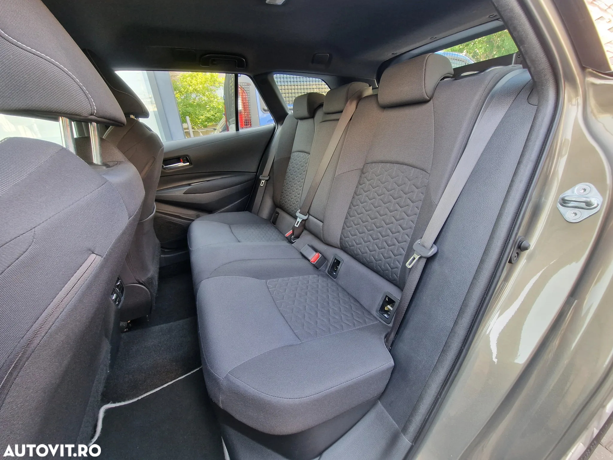 Toyota Corolla 1.8 HSD TS Dynamic - 22