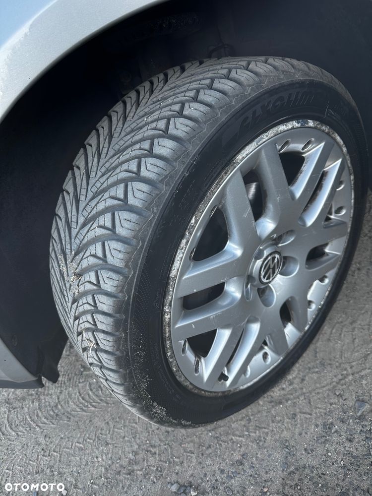 Skoda Fabia 1.2 HTP Ambition - 25