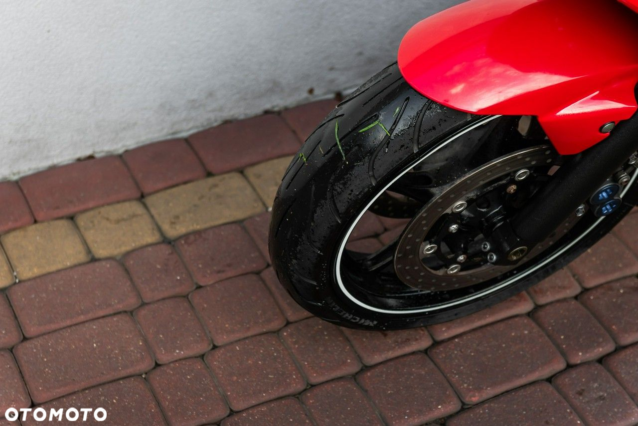 Yamaha R6 - 8
