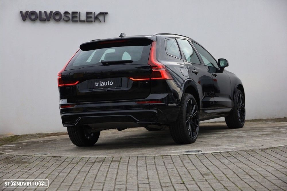 Volvo XC 60 2.0 T6 PHEV Black Edition AWD - 37