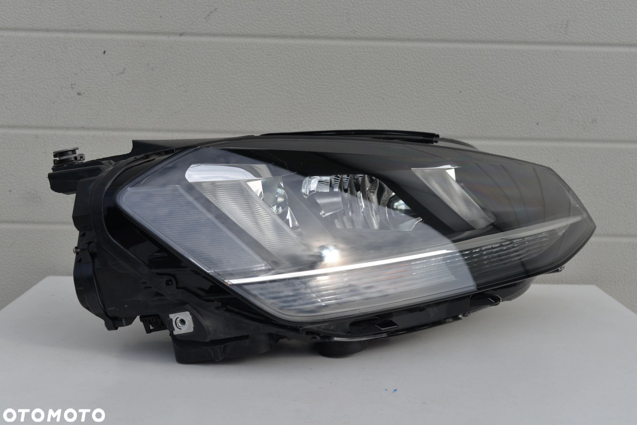 VW GOLF 7 VII 2013-2016 LAMPA REFLEKTOR PRZEDNI BI-XENON 10-PIN 5G1941034 - 2
