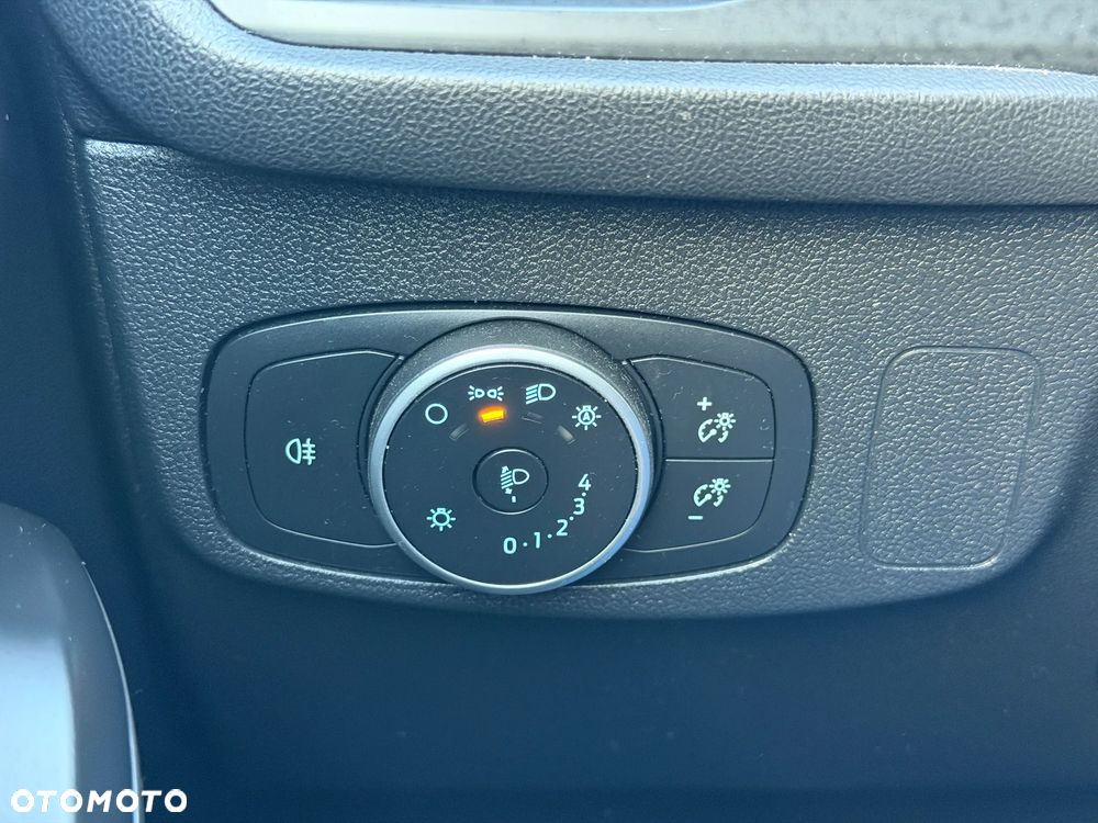 Ford Focus 1.5 EcoBlue SCR Connected - 17
